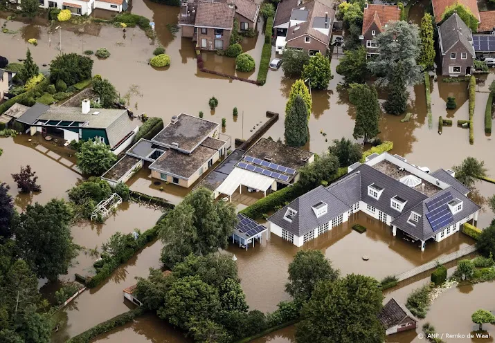 veel ging mis bij aanpak watersnood limburg