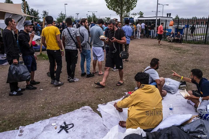 veel meer alleenstaande minderjarigen in ter apel dan toegestaan