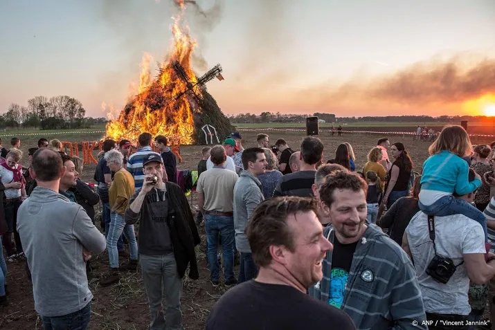 veel paasvuren voor tweede jaar op rij geschrapt