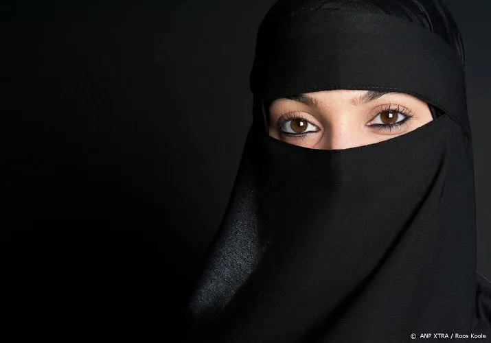 veel steun voor idee betalen nikab boete