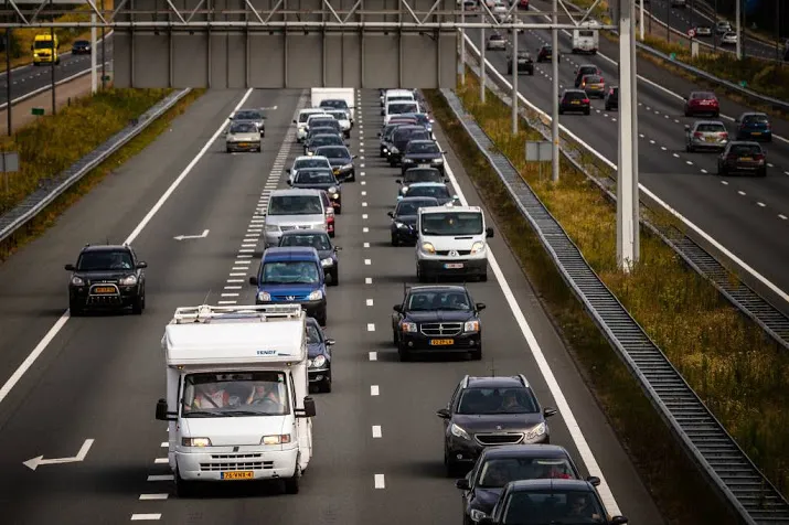 veel vakanties begonnen in de file