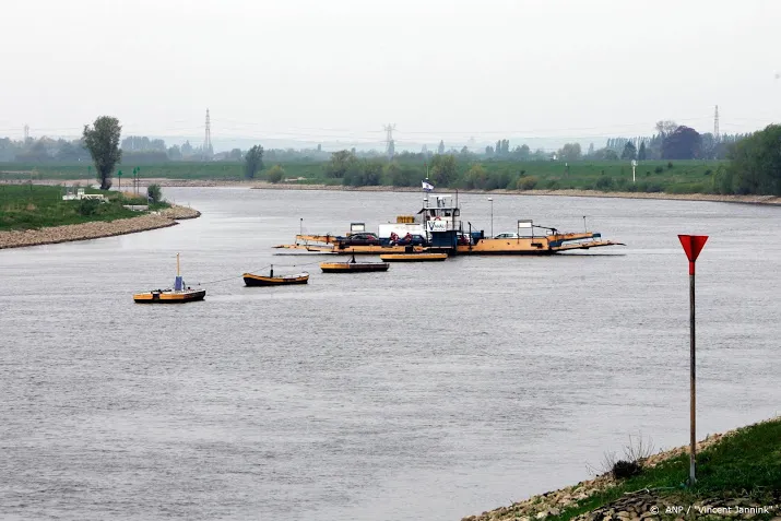 veel veerponten uit de vaart wegens hoogwater