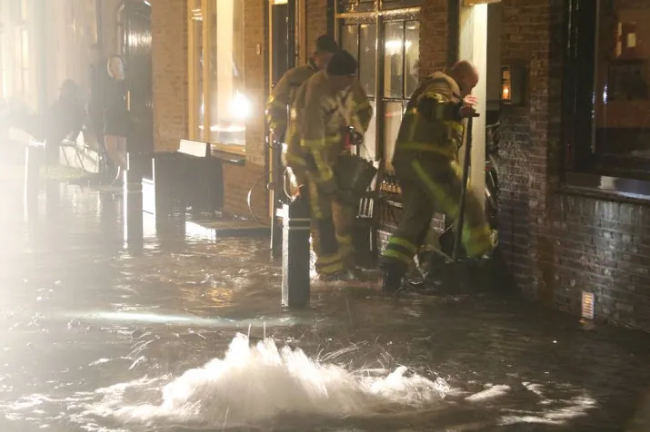 veel wateroverlast in limburg door slecht weer