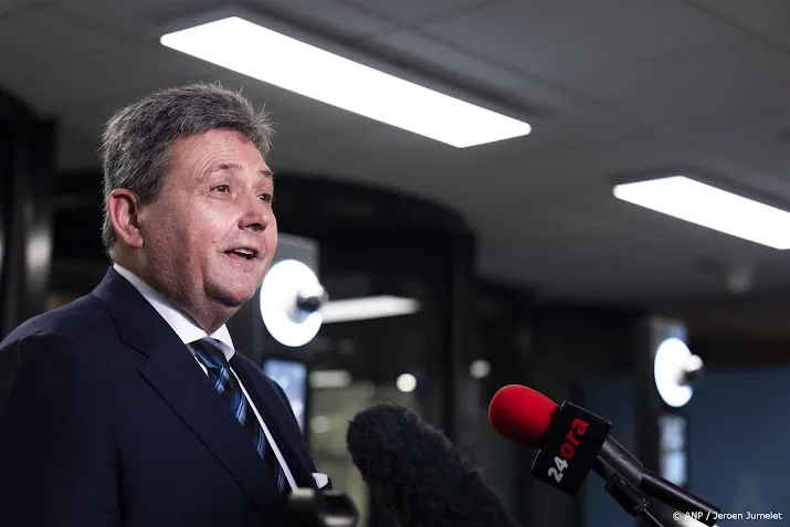 veiligheid ov wordt speerpunt voor pvv staatssecretaris jansen
