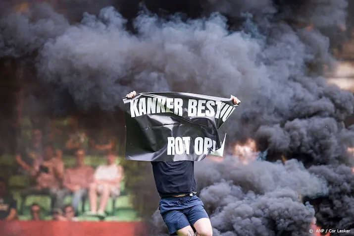 veldbestormer die fc groningen ajax stillegde niet vervolgd