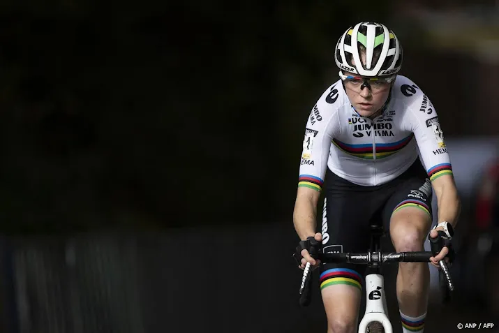 veldrijdster van empel ook in wereldbekercross antwerpen de beste