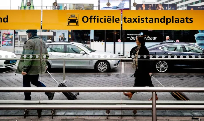 verbod taxironselaars schiphol houdt stand