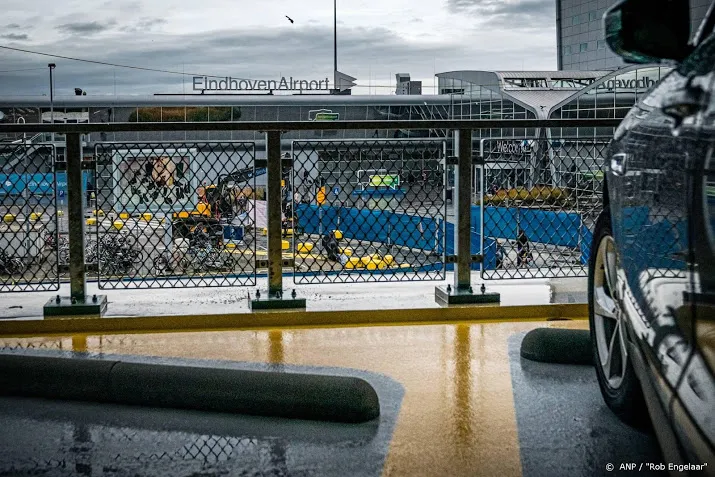 verdacht pakketje bij eindhoven airport