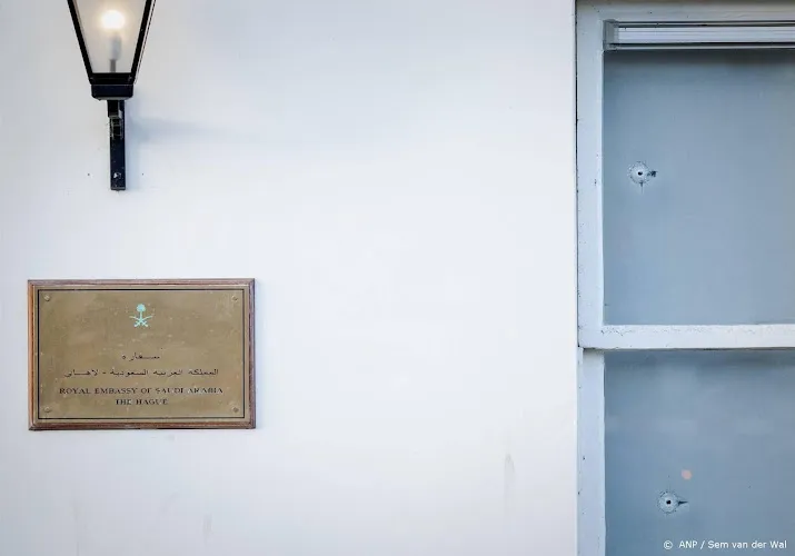 verdachte beschieten ambassade saudi arabie voor de rechter