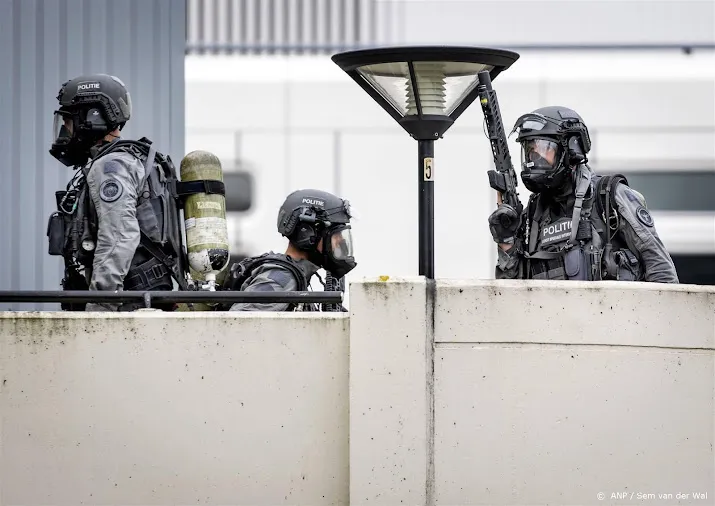 verdachte schutter is rotterdammer van 32 motief onbekend