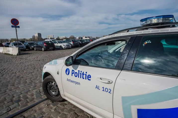 verdachten verkrachting antwerpen voor rechter