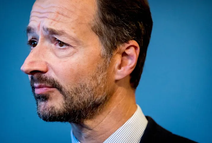 verdeelde coalitie prijst klimaatplannen