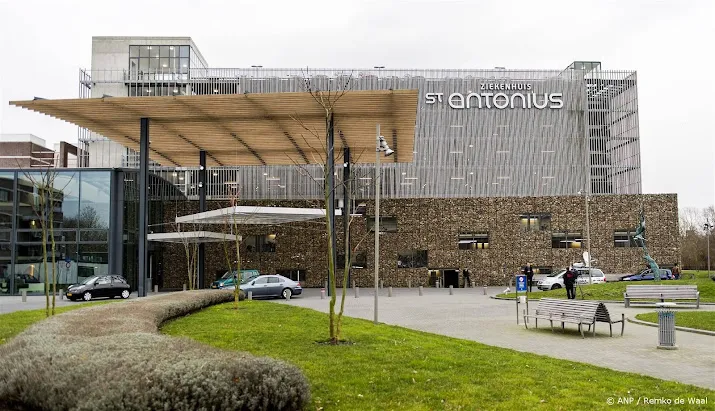 verdiepingen parkeergarage ziekenhuis nieuwegein ingestort