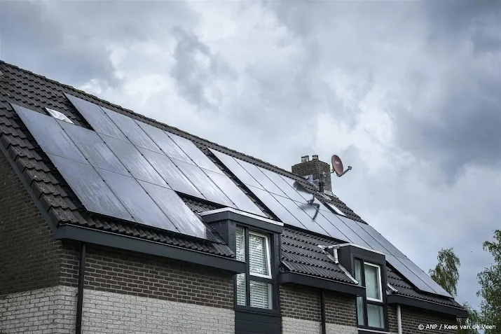 vergelijkingssite zonnepanelen pas na tien jaar terugverdiend