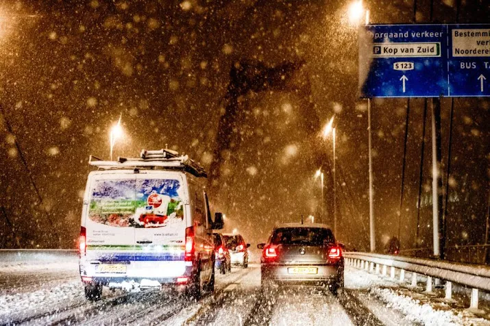 verkeer muurvast rond grote steden