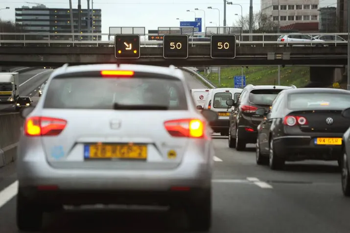 verkeersproblemen door zware storm