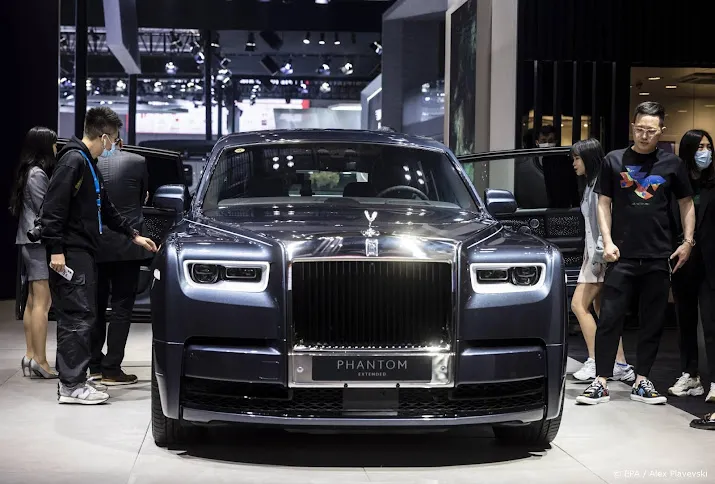 verkopen rolls royce omhoog door corona