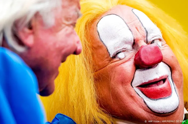 verloren verhaal bassie en adriaan op youtube