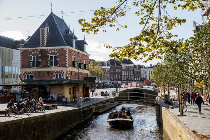 vermiste meisjes friesland terecht