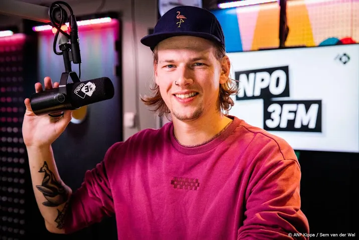 vernieuwd 3fm serious request gaat het land in