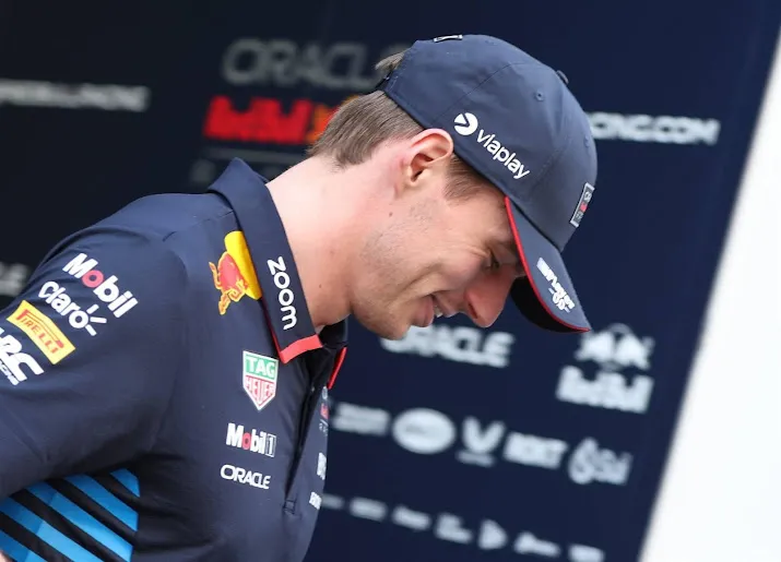 verstappen aast in melbourne op evenaring van formule 1 record