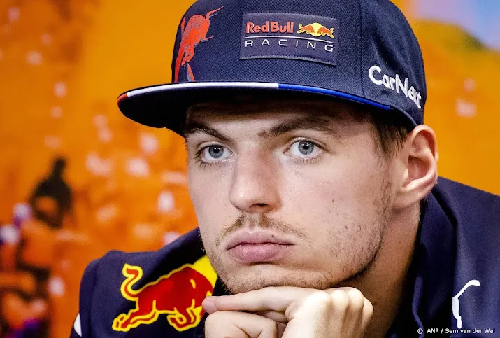 verstappen aast op derde zege op rij in oostenrijk