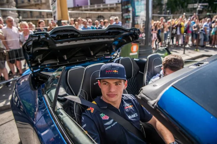verstappen barcelona bepalend voor seizoen