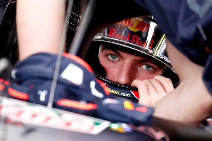 verstappen berust in zesde plaats