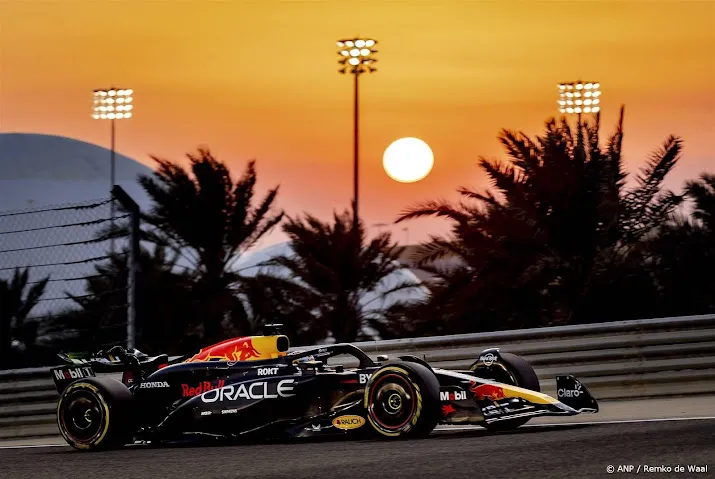 verstappen blijft na losgeraakte deksel binnen en test vrijdag