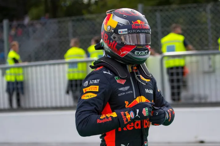 verstappen boos ik gaf bottas genoeg ruimte