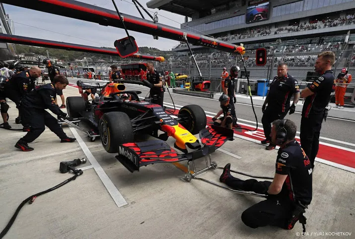 verstappen de snelste in tweede training
