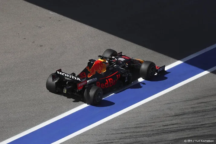 verstappen derde bij eerste vrije training in sotsji