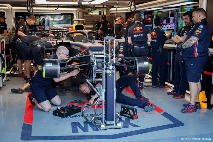 verstappen dertiende in mislukte training