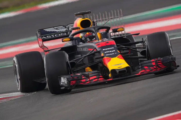 verstappen dinsdag al in actie in barcelona