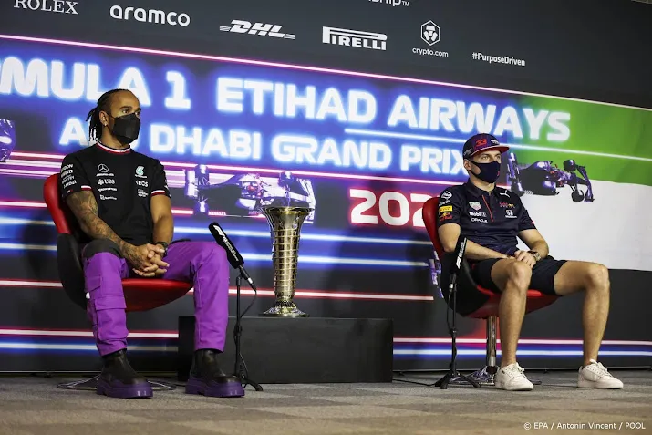 verstappen en hamilton keuren elkaar geen blik waardig