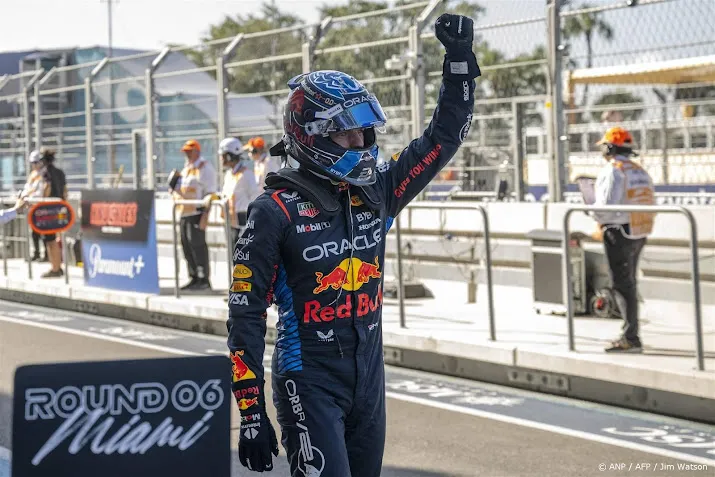 verstappen gaat voor derde zege op rij in grote prijs van miami