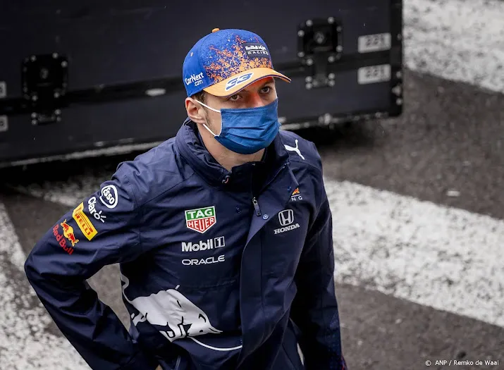verstappen met derde motor van het seizoen al in gevarenzone