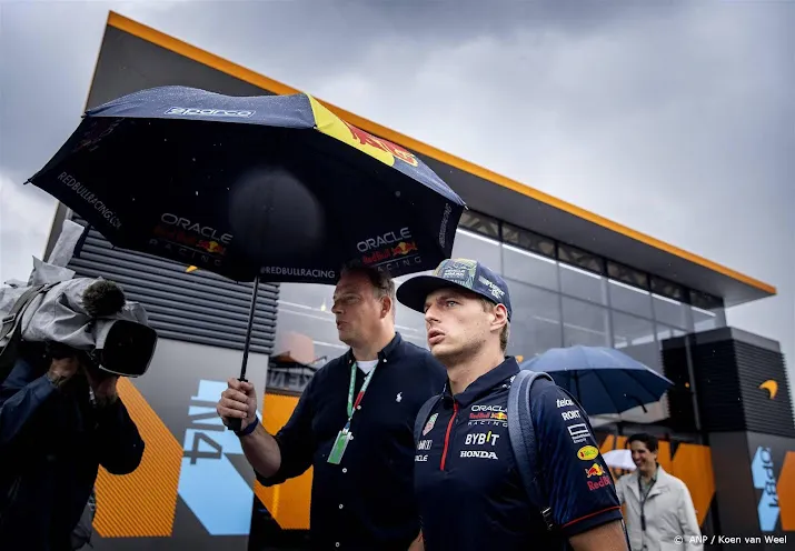 verstappen met vertraging aangekomen in zandvoort voor thuisrace