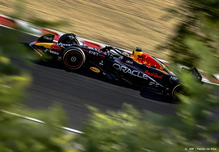 verstappen noteert vierde tijd in tweede vrije training hongarije
