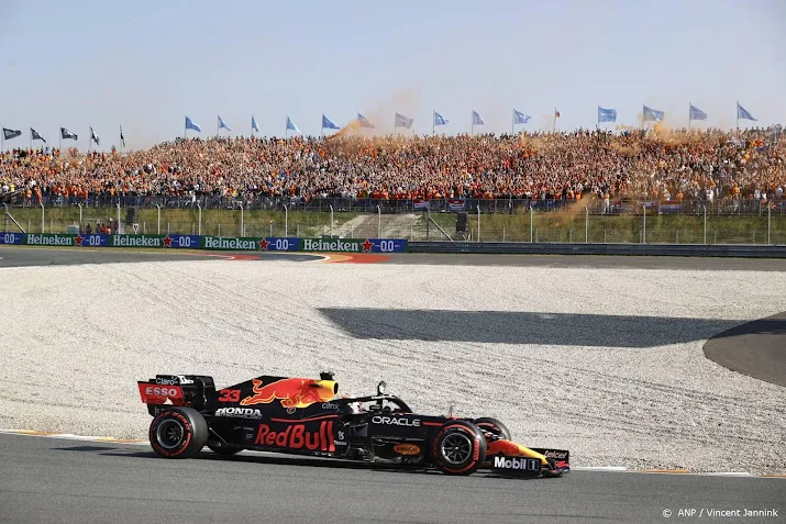 verstappen op jacht naar zege in formule 1 gek zandvoort