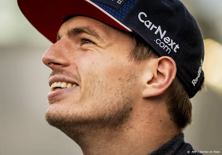 verstappen pakt poleposition voor beslissende race in abu dhabi