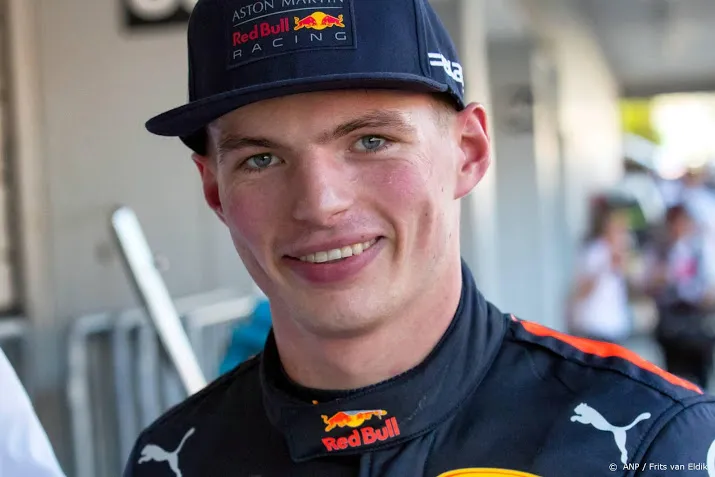 verstappen rijdt 52 rondjes op eerste testdag