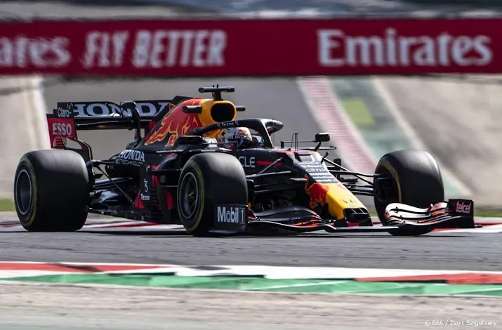 verstappen rijdt derde tijd in kwalificatie grote prijs hongarije
