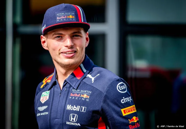 verstappen rijdt derde tijd op training spa