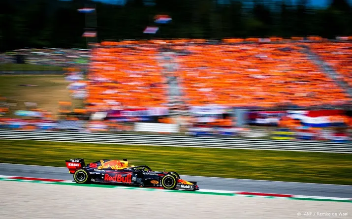 verstappen rijdt in oostenrijk weer naar zege