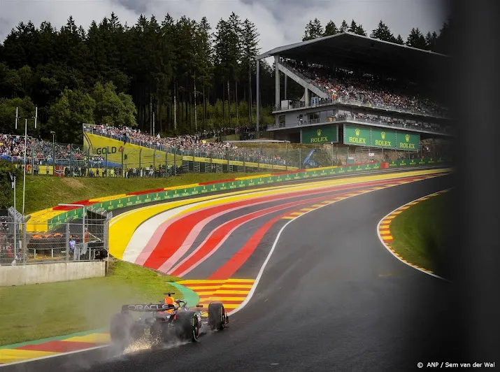 verstappen snelste in kwalificatie start van plek 6 in gp belgie