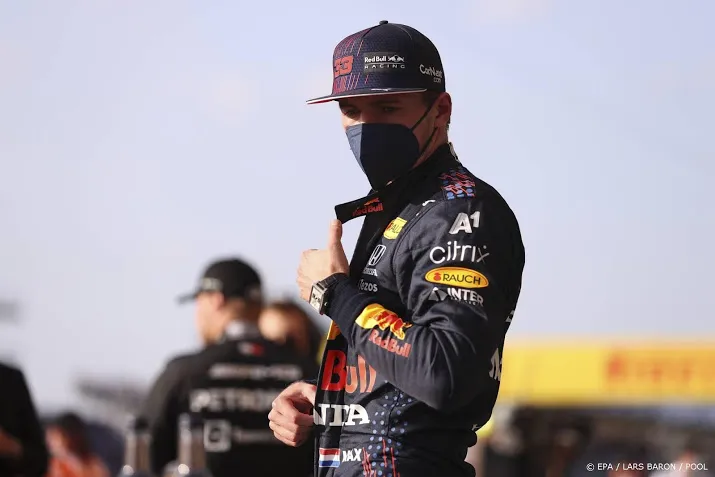 verstappen snelste in tweede vrije training