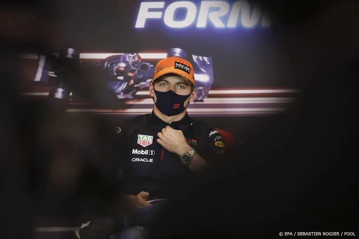 verstappen start als tweede in monaco pole voor leclerc na crash
