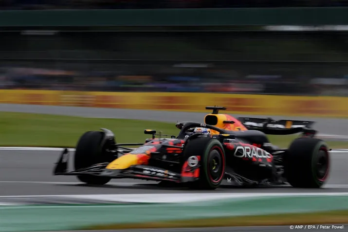 verstappen start als vierde op silverstone pole voor russell