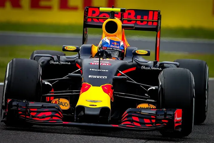 verstappen tweede in grand prix van japan